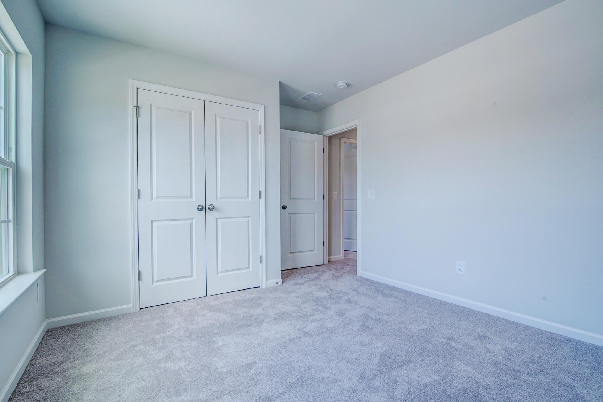 535 Spanish Wells Road Summerville, SC 29486 - Photo 4 of 48 Bedroom 2 Pic 2