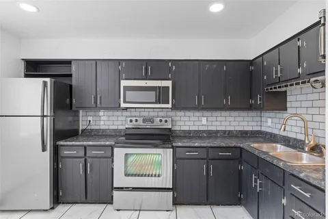 $200,000 | 1630 Chester Street, Aurora, CO 80010