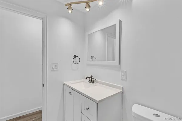 $190,000 | 1630 Chester Street, Aurora, CO 80010