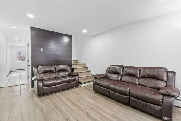 $190,000 | 1630 Chester Street, Aurora, CO 80010