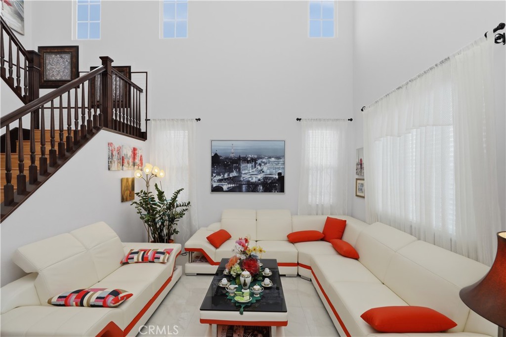 15979 Skyridge Drive Riverside, CA 92503 - Photo 9 of 59