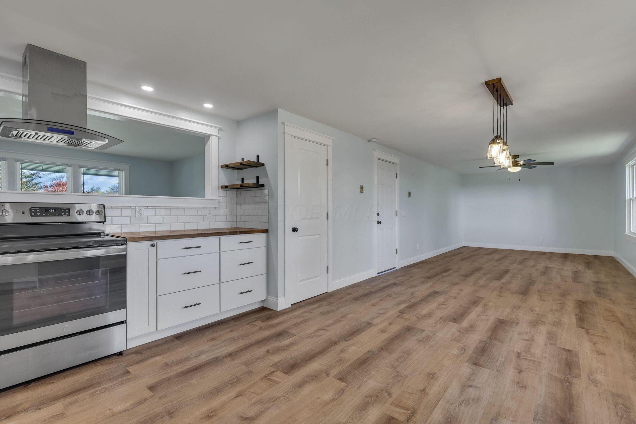 3755 Hawk Road Mechanicsburg, OH 43044 - Photo 12 of 42 12-web-or-mls-G02A0986