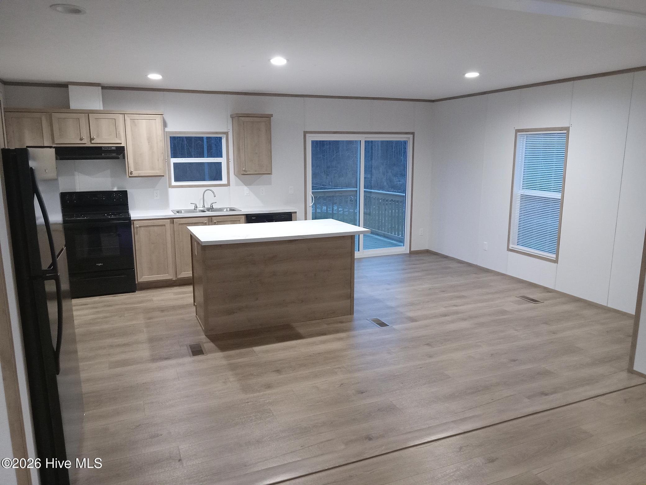 1257 Bill Hooks Road Whiteville, NC 28472 - Photo 7 of 25 1000013513