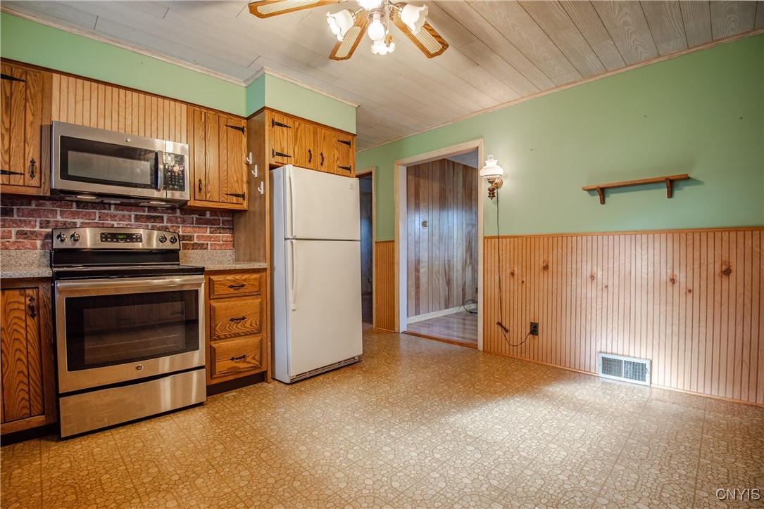 8615 Turin Road Lee, NY 13440 - Photo 8 of 28