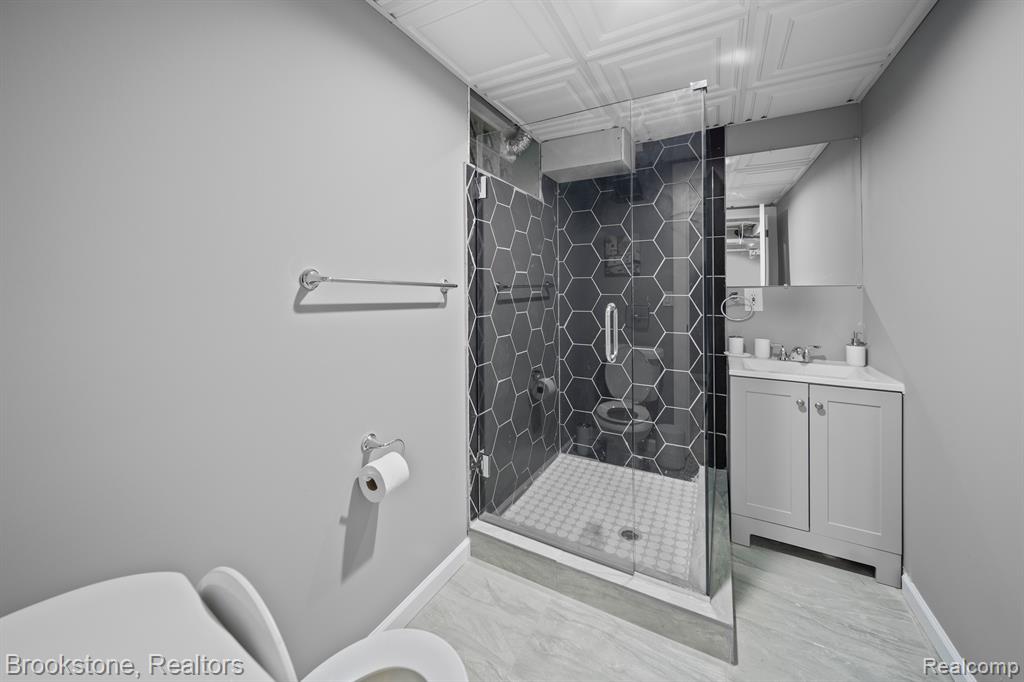 141 Ferndale Avenue Rochester, MI 48307 - Photo 27 of 27