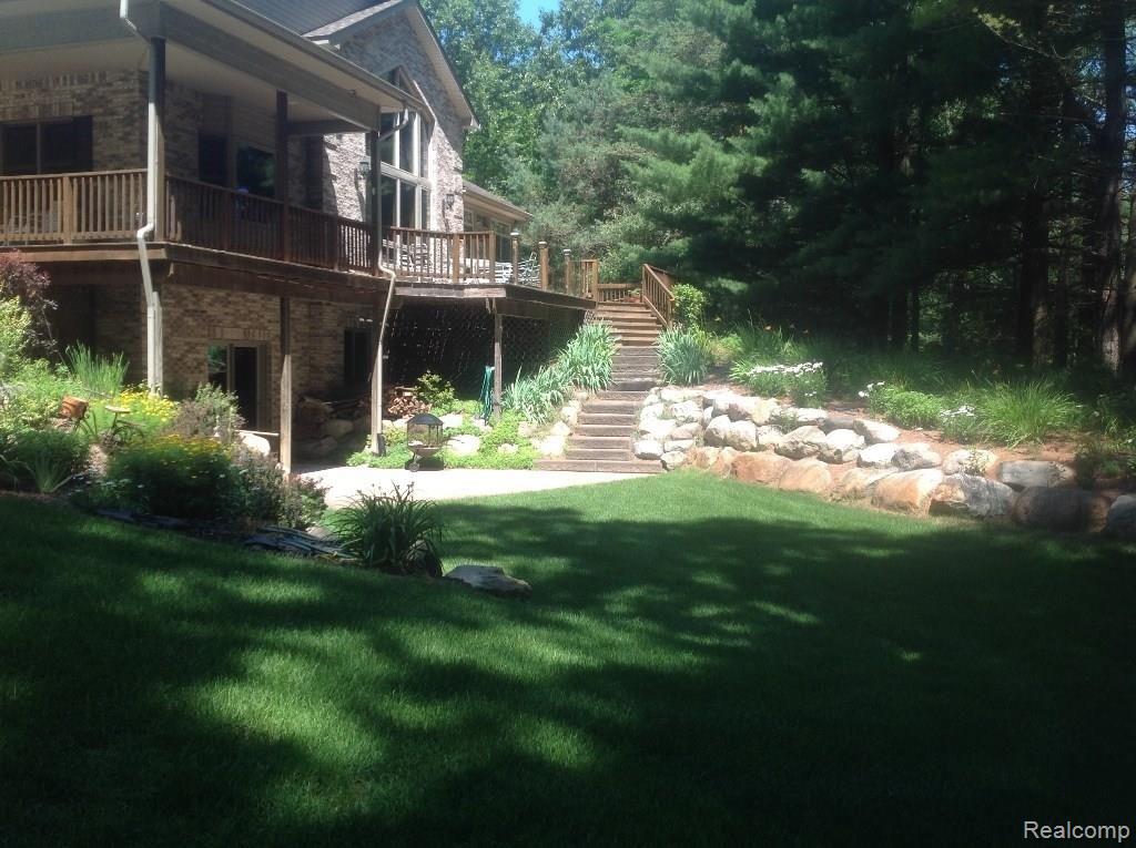 10781 Hibner Road Hartland, MI 48353 - Photo 27 of 34 Hibner 10781 29.JPG