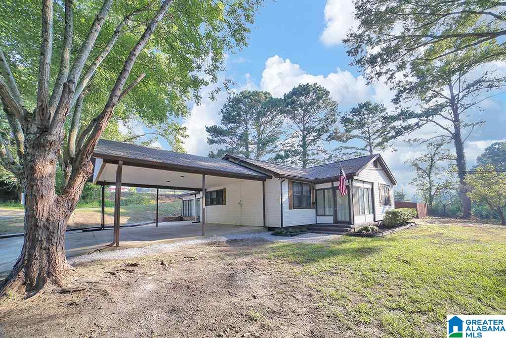 1946 Seven Bark Lane Oneonta, AL 35121 - Photo 2 of 33