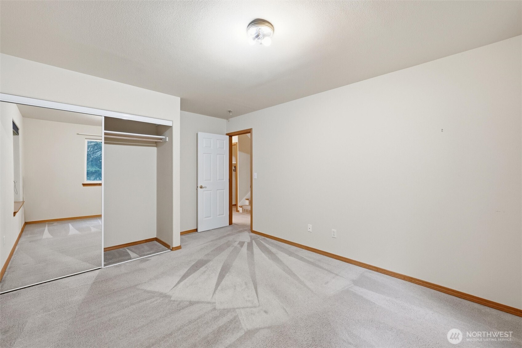 36 Holly View Way Bellingham, WA 98229 - Photo 31 of 40 an empty room with closet and windows