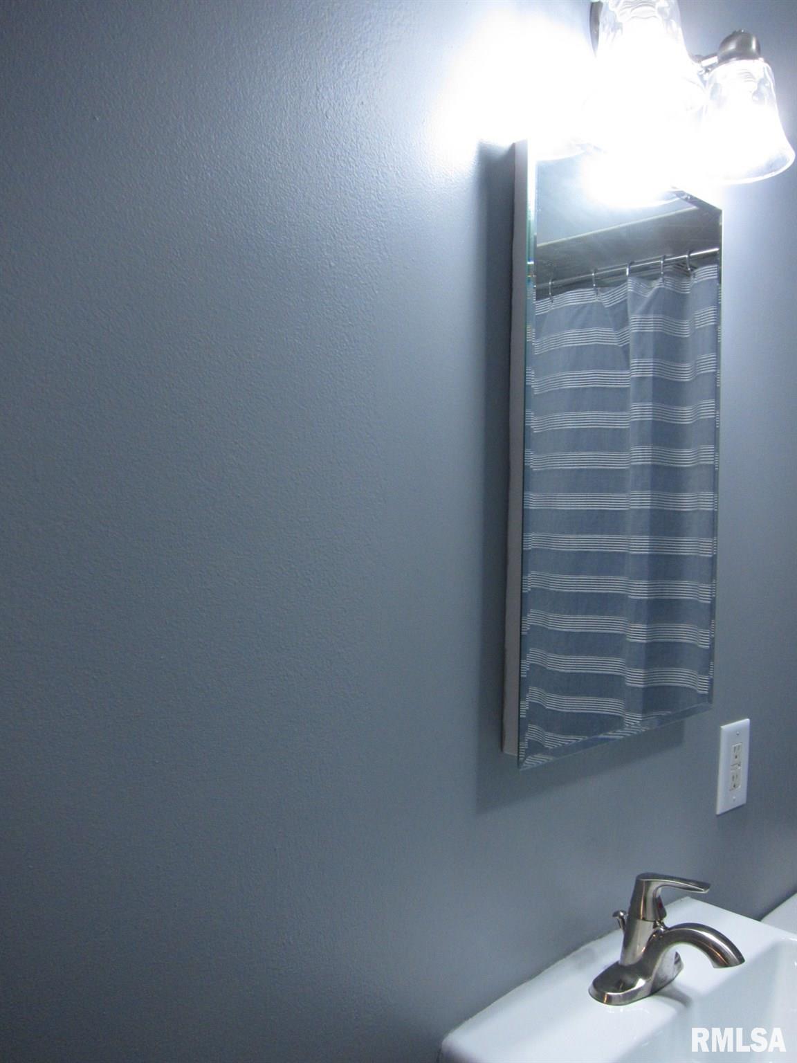 1921 North 22nd Street Springfield, IL 62702 - Photo 14 of 21