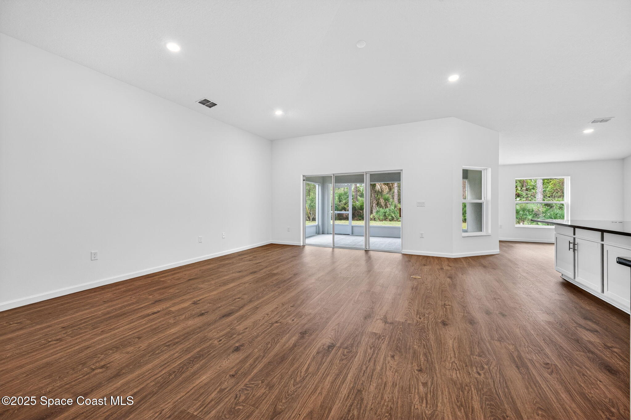 474 Scenic Road Palm Bay, FL 32908 - Photo 10 of 45 Great Room