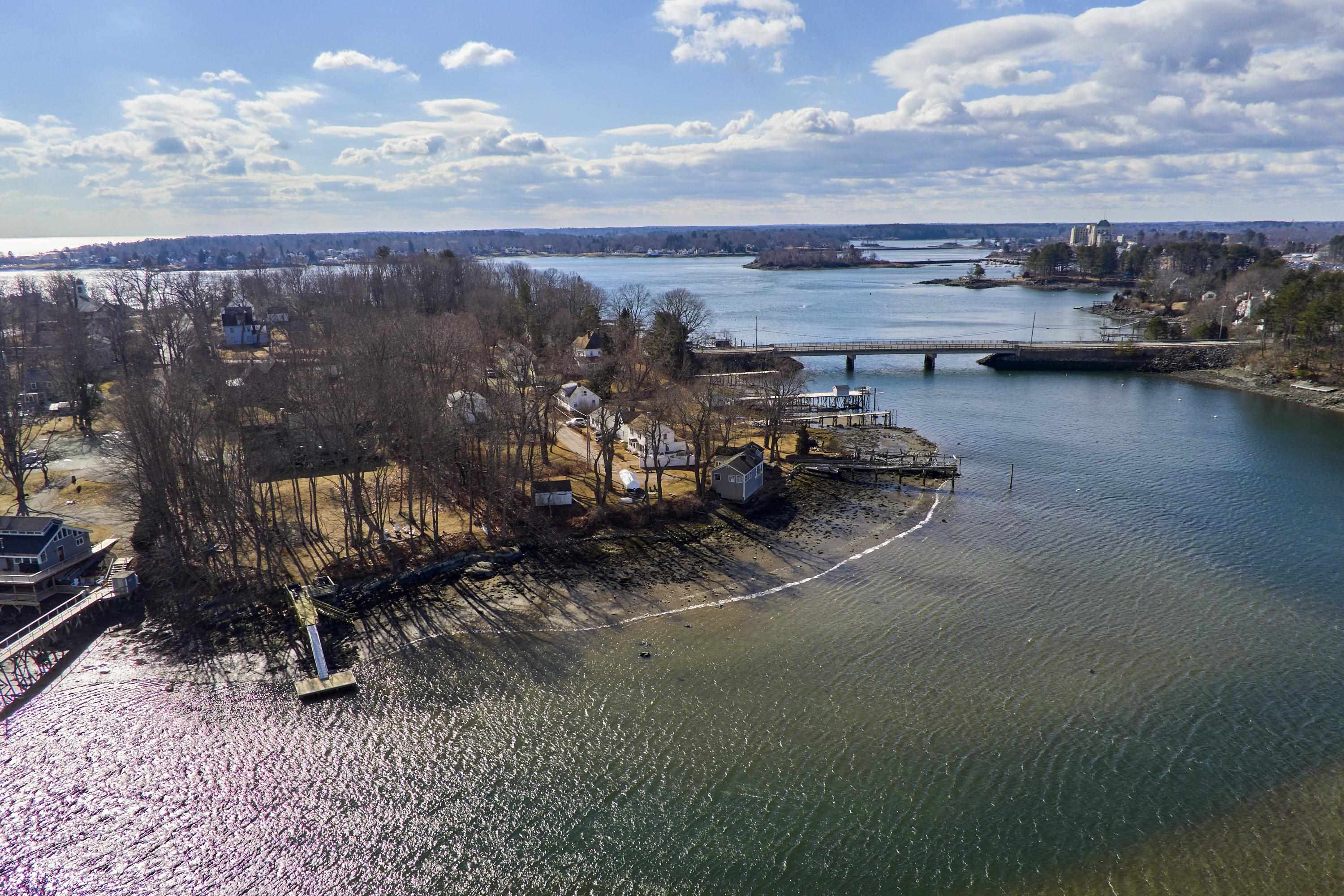 9 Bond Road Kittery, ME 03905 - Photo 5 of 12
