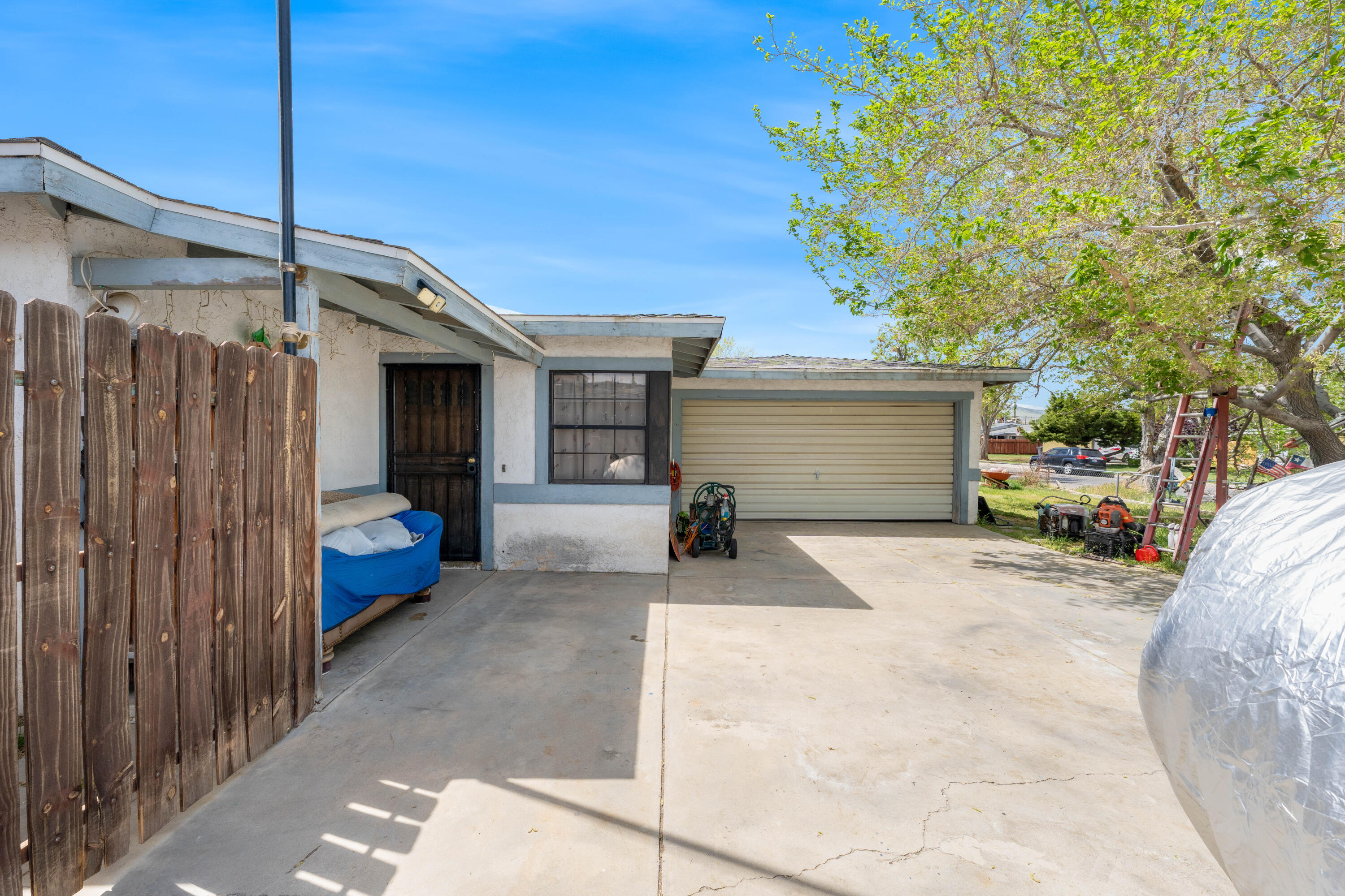 38934 Juniper Tree Road Palmdale, CA 93551 - Photo 3 of 32 Juniper Tree Rd-2