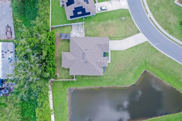 $374,900 | 230 Cove At Eagle Lk Circle, Eagle Lake, FL 33839