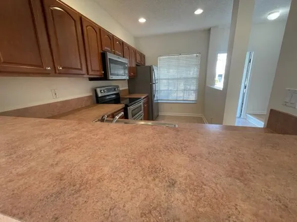 $2,300 | 5219 Palmbrooke Circle, West Palm Beach, FL 33417