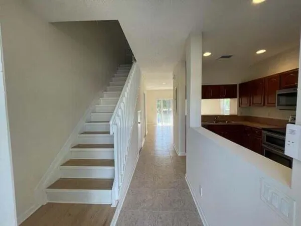 $2,300 | 5219 Palmbrooke Circle, West Palm Beach, FL 33417