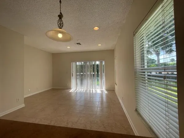 $2,300 | 5219 Palmbrooke Circle, West Palm Beach, FL 33417