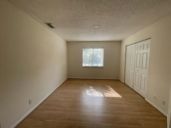 $2,300 | 5219 Palmbrooke Circle, West Palm Beach, FL 33417