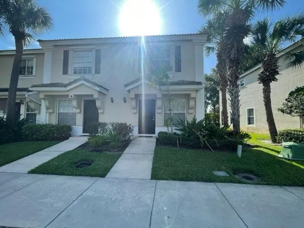 $2,300 | 5219 Palmbrooke Circle, West Palm Beach, FL 33417