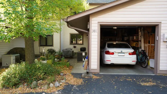 $320,000 | 301 Selby Avenue, St. Paul, MN 55102