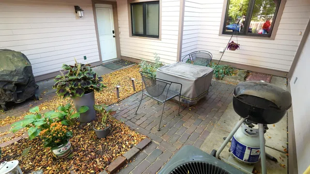 $320,000 | 301 Selby Avenue, St. Paul, MN 55102