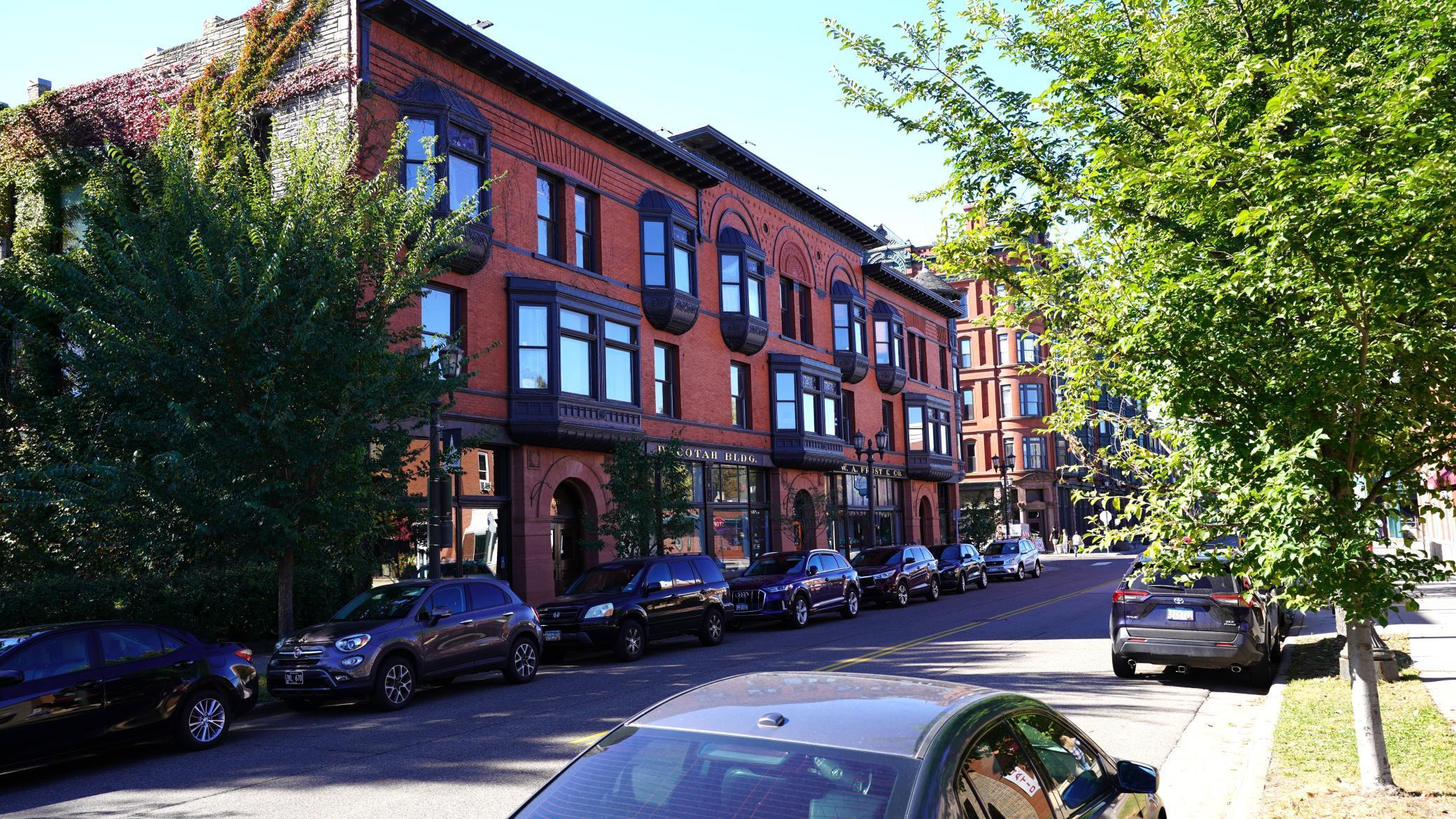 301 Selby Avenue St. Paul, MN 55102 - Photo 24 of 27