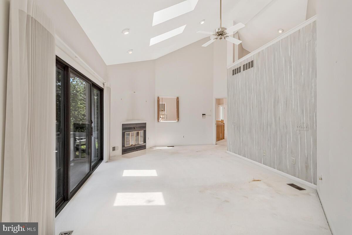 471 Maple Road Severna Park, MD 21146 - Photo 23 of 53 Primary Suite