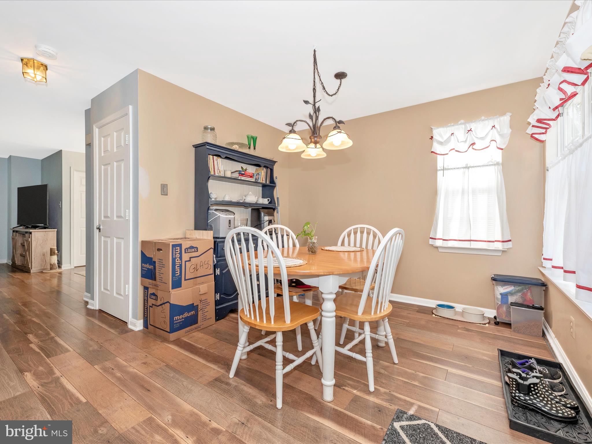 9211 Ridgefield Circle Frederick, MD 21701 - Photo 10 of 60 Dining Room