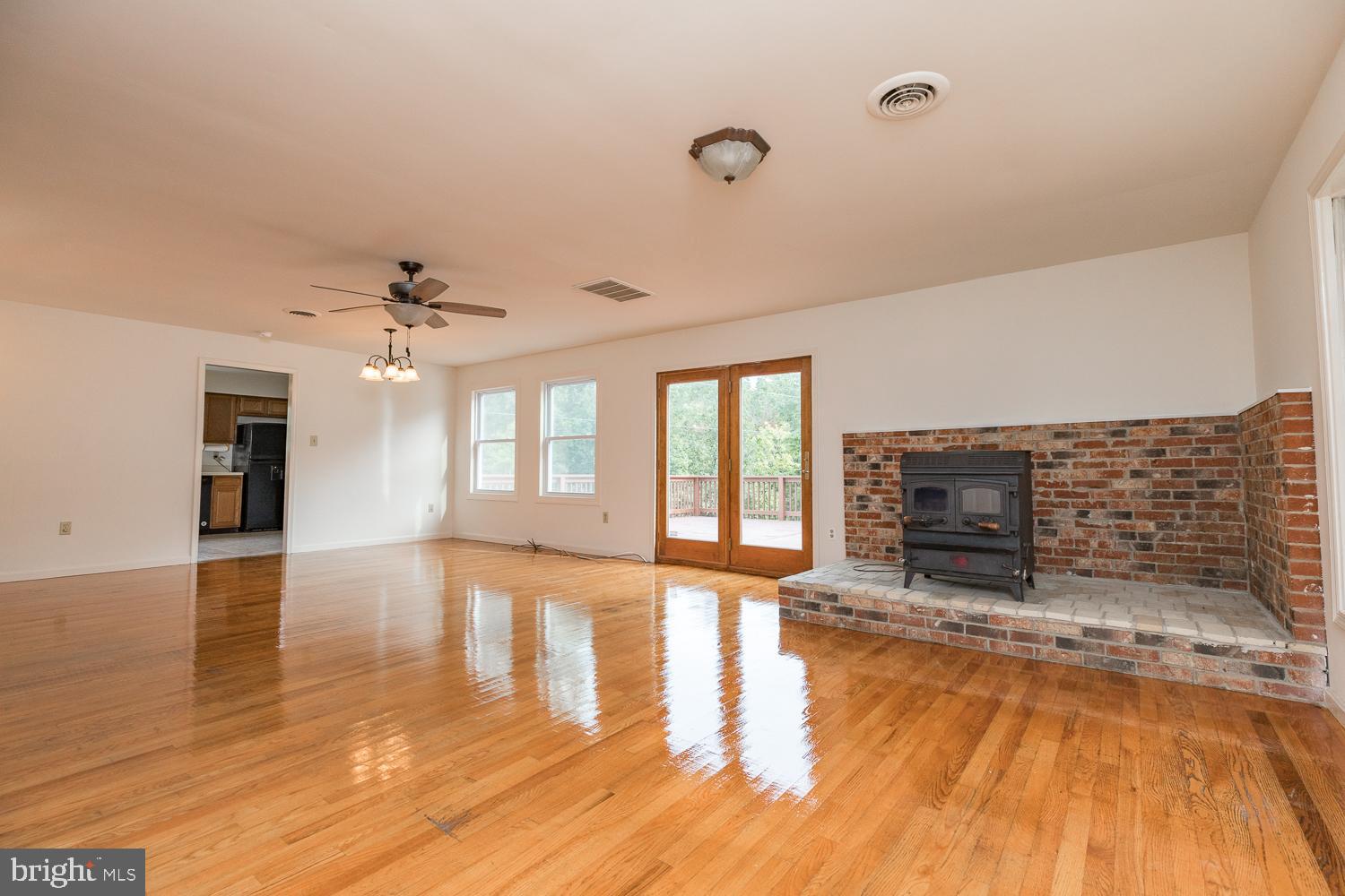 435 Catletts Ford Road Middletown, VA 22645 - Photo 6 of 37