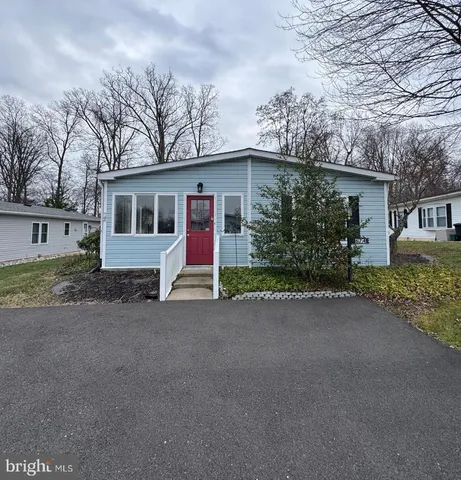 $265,000 | 674 Boxwood Terrace, North Wales, PA 19454