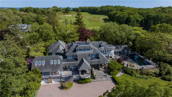 $4,500,000 | 121 Avondale Road, Westerly, RI 02891