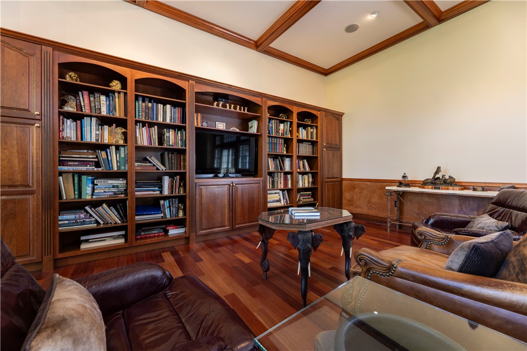 121 Avondale Road Westerly, RI 02891 - Photo 36 of 49