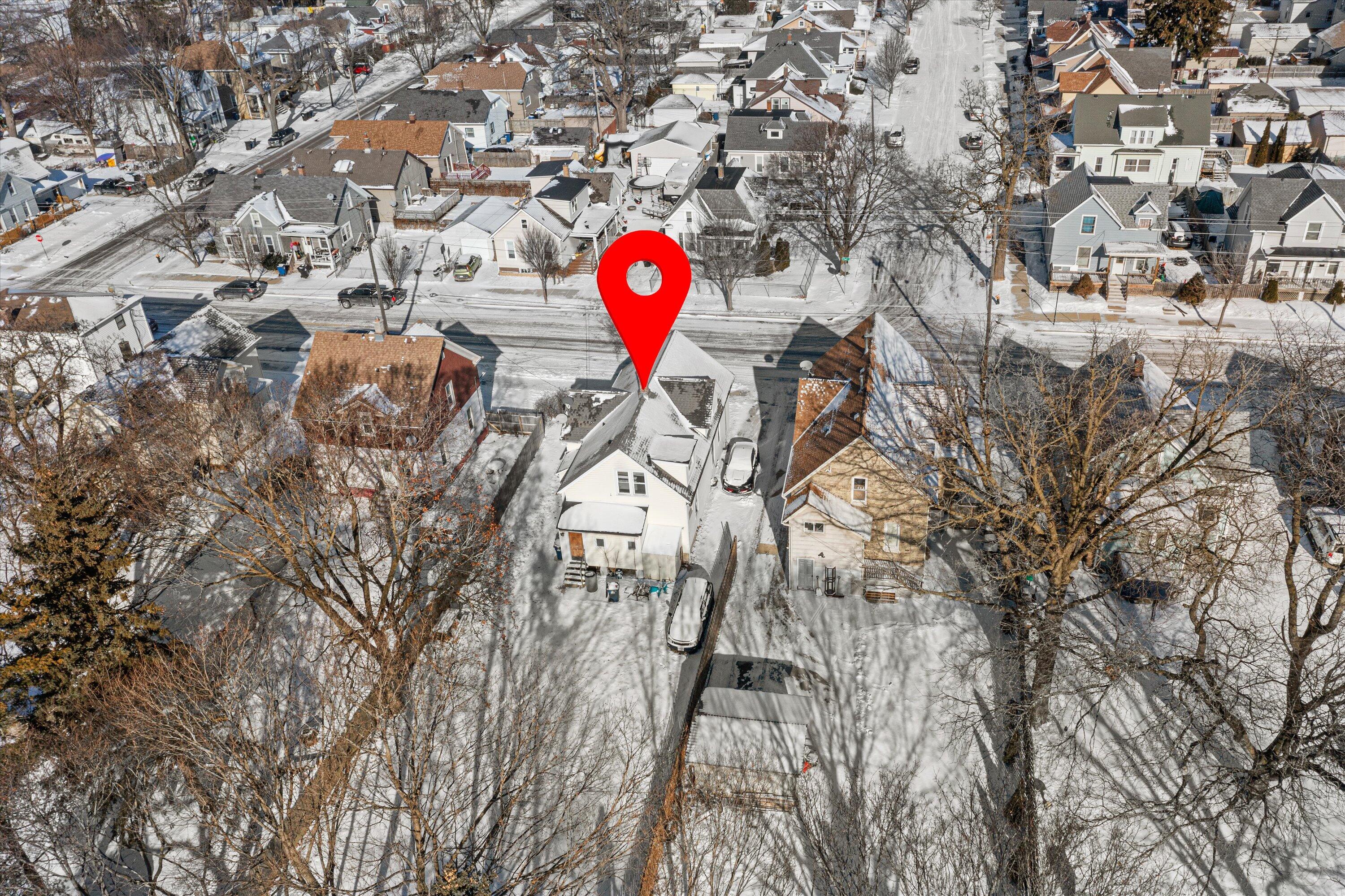 823 Yout Street Racine, WI 53402 - Photo 5 of 41 04-DJI_0007 1