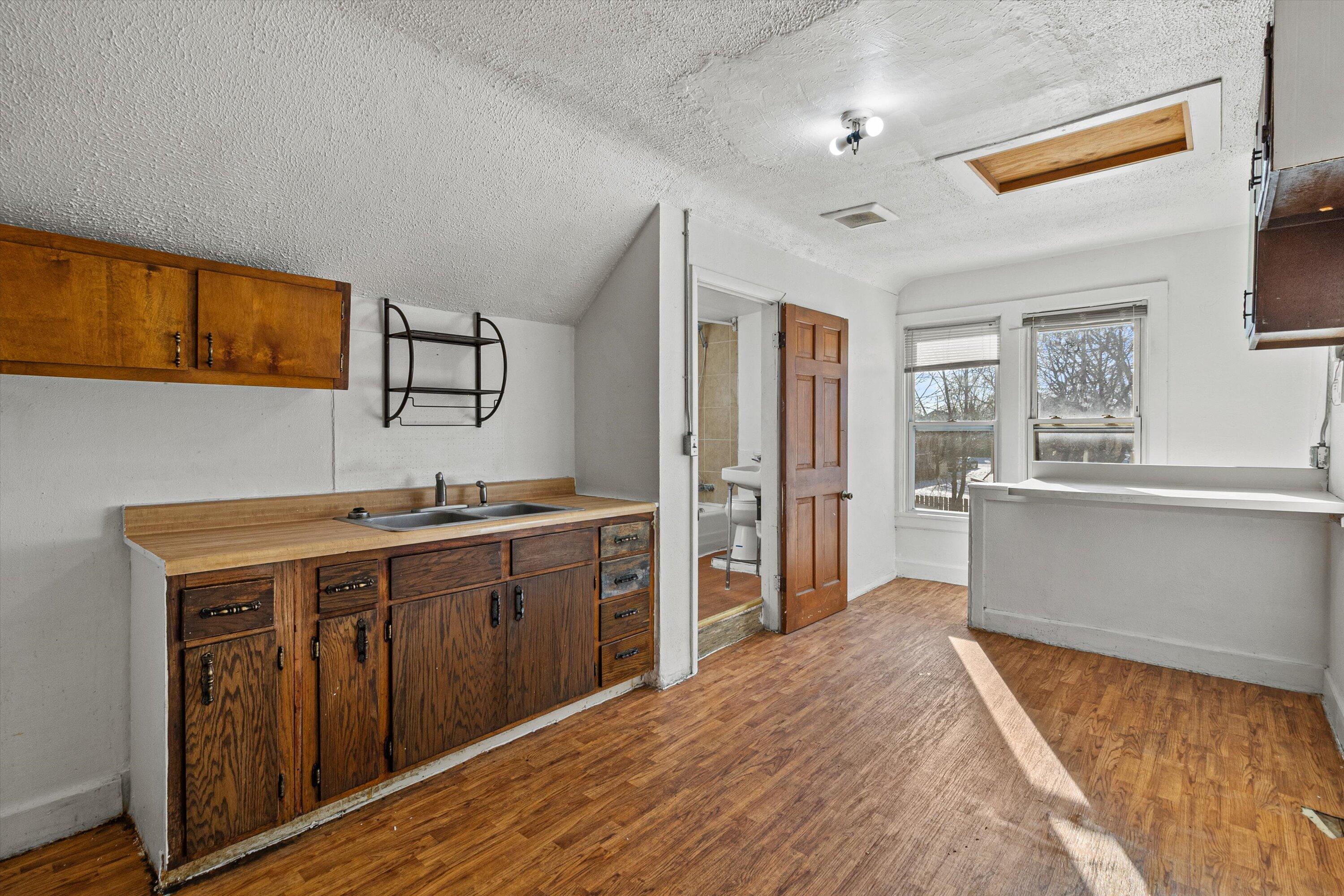 823 Yout Street Racine, WI 53402 - Photo 8 of 41 upper unit -- fridge has since been added