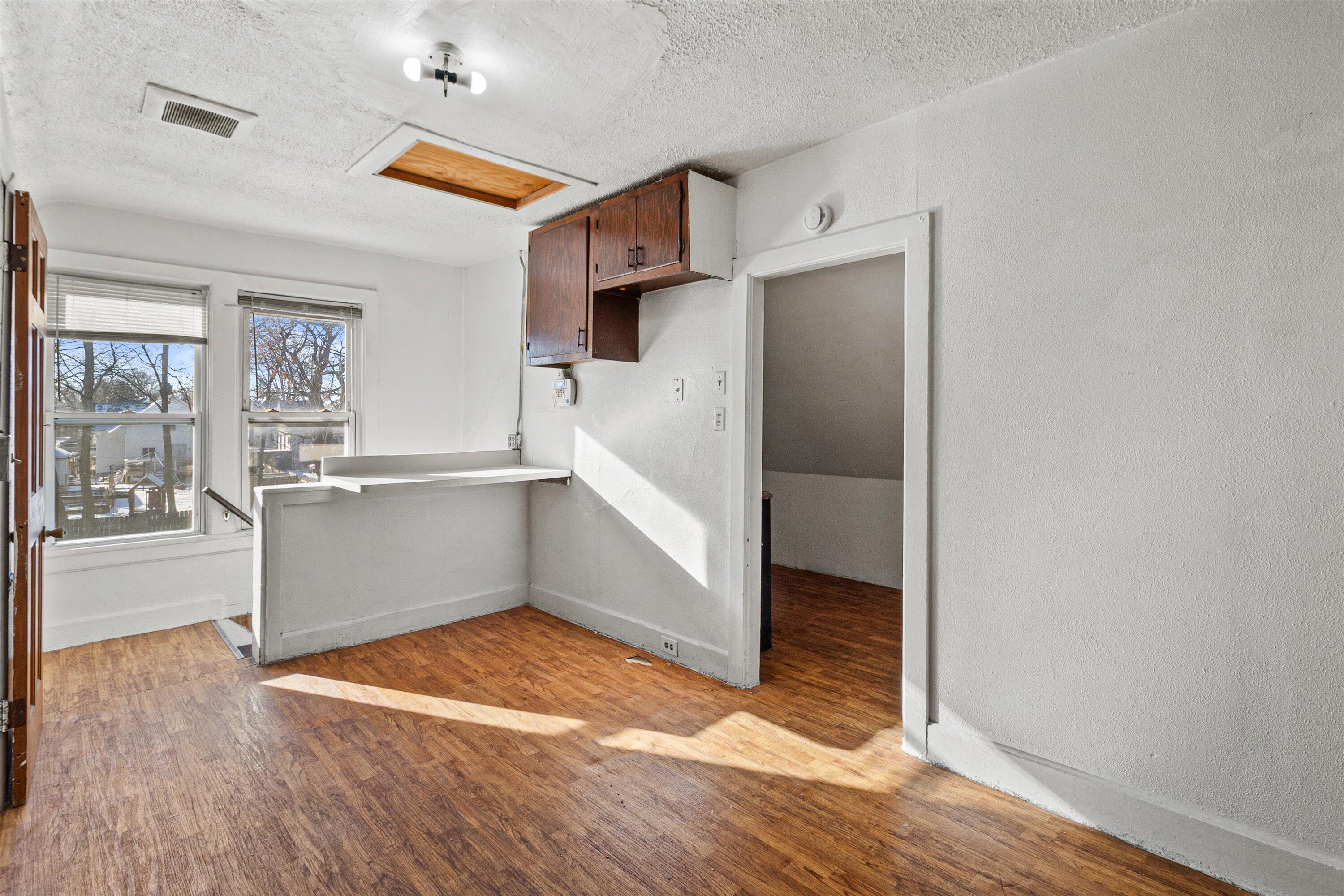 823 Yout Street Racine, WI 53402 - Photo 9 of 41 upper unit -- fridge has since been added