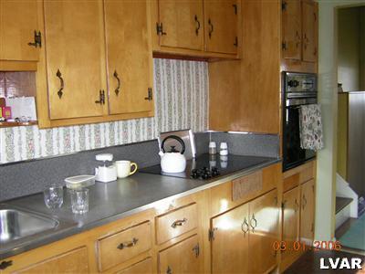1819 Pelham Road Bethlehem, PA 18018 - Photo 3 of 6 Gallery Image 3