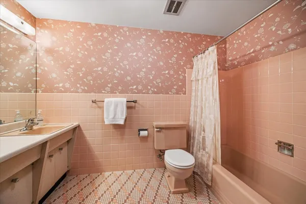 $424,900 | 10406 Preston Street, Westchester, IL 60154