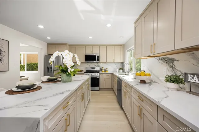 a view of a workspace with furniture