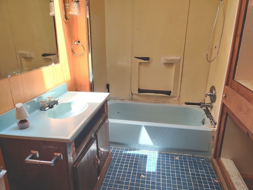 5 Ross Avenue Ware, MA 01082 - Photo 20 of 22