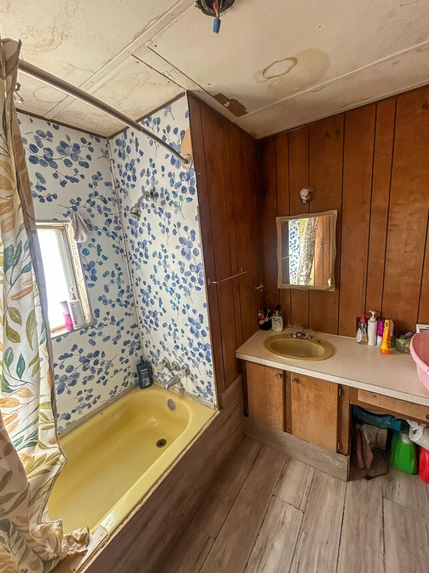 2814 County Road 7650 Lubbock, TX 79423 - Photo 33 of 39 Batrhroom # 1
