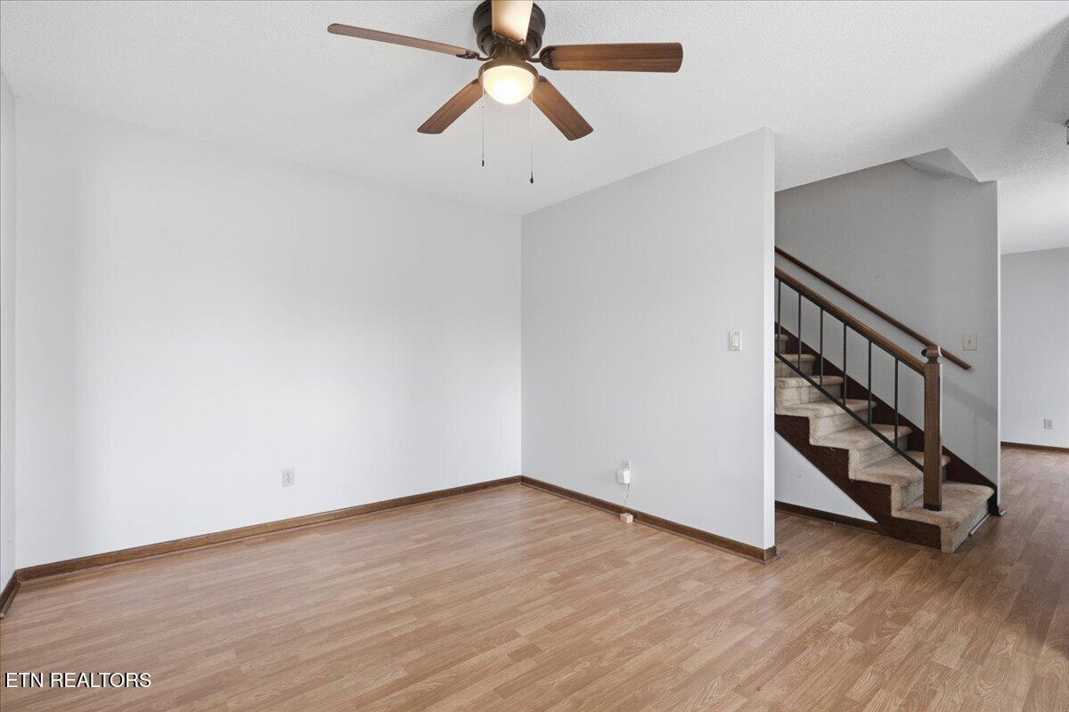 8941 Colchester Ridge Road Knoxville, TN 37922 - Photo 17 of 34 17-011_7K9A7718