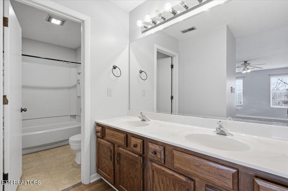 8941 Colchester Ridge Road Knoxville, TN 37922 - Photo 28 of 34 28-022_7K9A7739