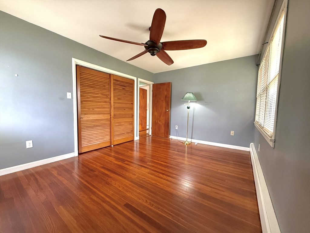 14 Governors Street Worcester, MA 01606 - Photo 6 of 8
