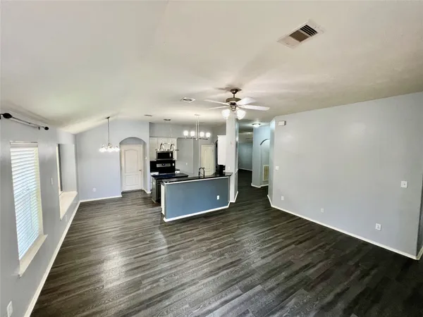 $2,100 | 3210 Blue Bonnet Drive, Texas City, TX 77591