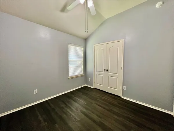 $2,100 | 3210 Blue Bonnet Drive, Texas City, TX 77591