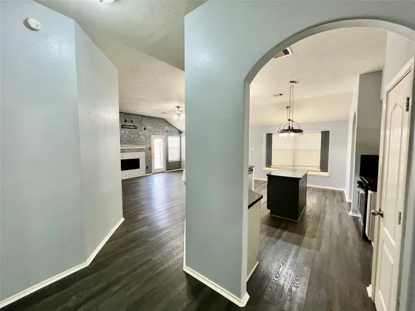$2,100 | 3210 Blue Bonnet Drive, Texas City, TX 77591