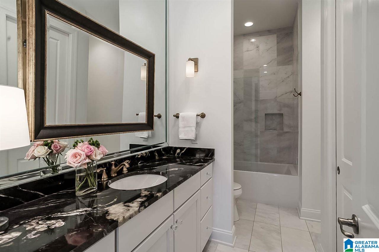 2400 Cahaba Road, Unit 130 Birmingham, AL 35223 - Photo 32 of 42