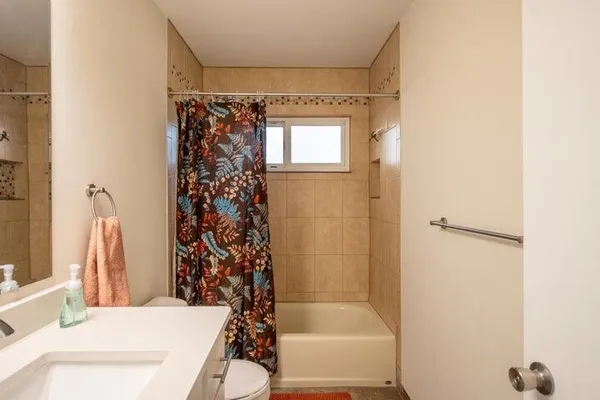 $2,100 | 1529 Wismer Street, Ypsilanti, MI 48198