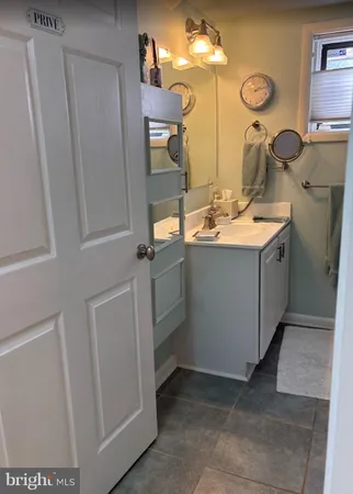 $1,600 | 2313 North Tracy Street, Alexandria, VA 22311