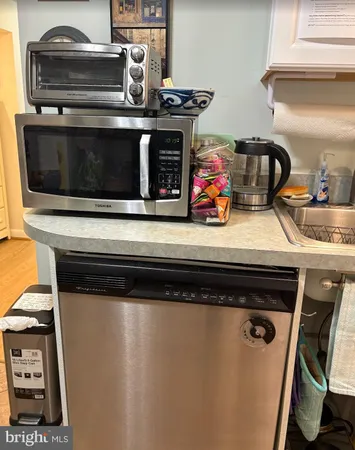 $1,600 | 2313 North Tracy Street, Alexandria, VA 22311