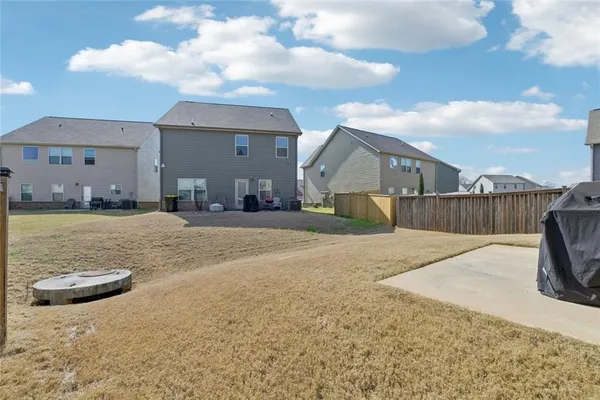 $350,000 | 2002 Bridgewater Pass, Hampton, GA 30228